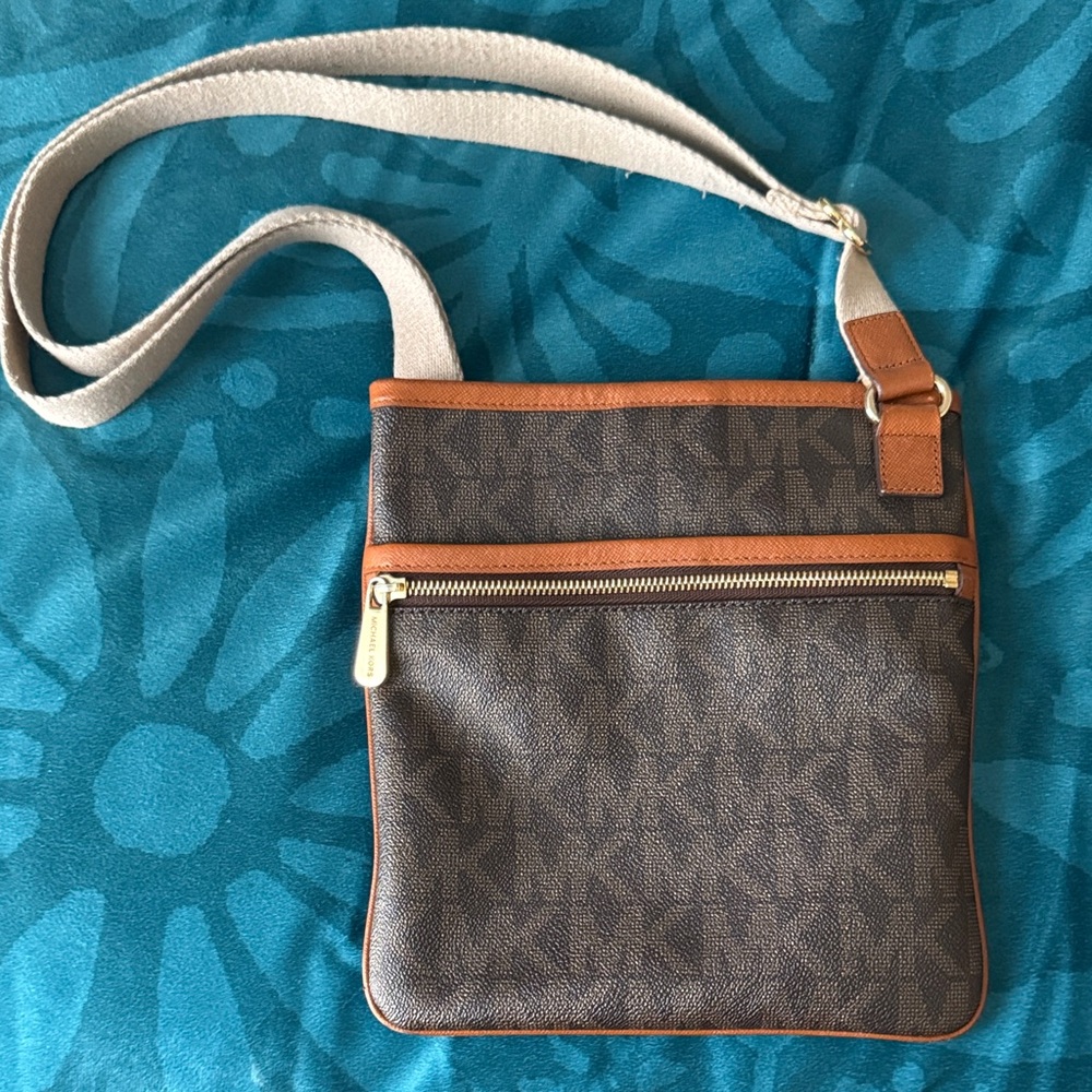 MK Michael Kors Jacquard Crossbody Bag. MK logo.